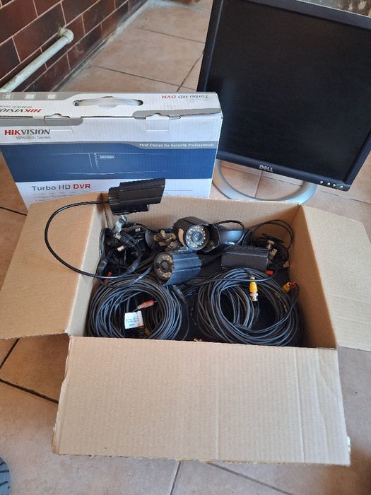 Sistem camere supraveghere