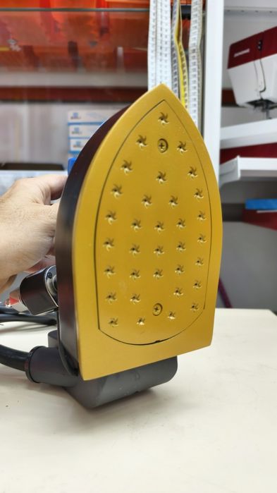 Утюг паравой полупромышленный