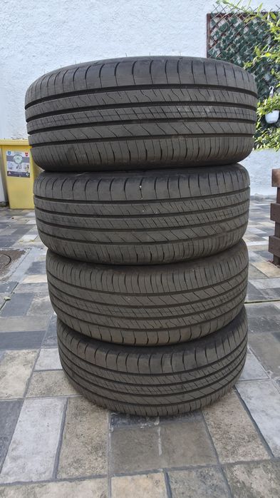 Anvelope vara Goodyear EfficientGrip Performance 2 205 50 R17 93V XL