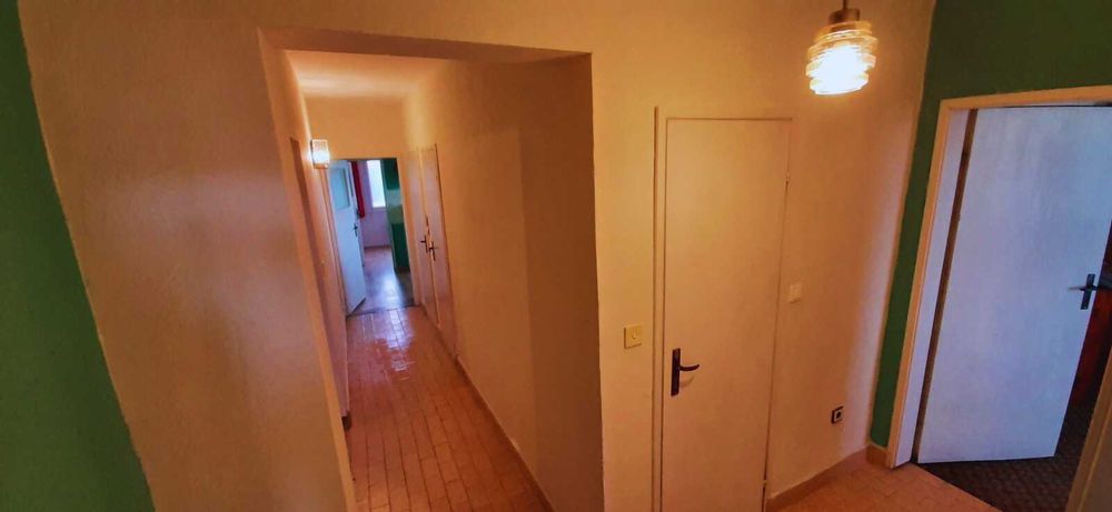 Дава се под наем Многостаен апартамент в София, Витоша - 129 кв.м за 670 € - Снимка #2