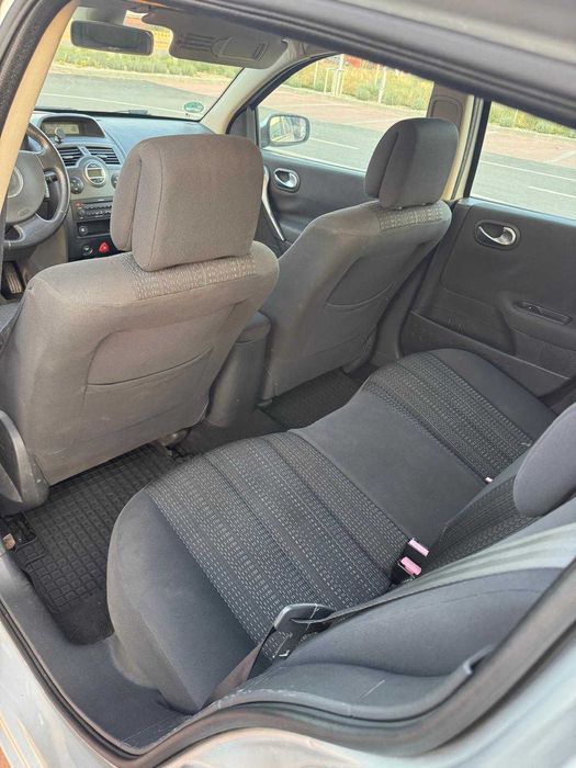 Renault Megane 2 2006  1.6 16v 110 CP • Benzină + GPL Aer condiționat