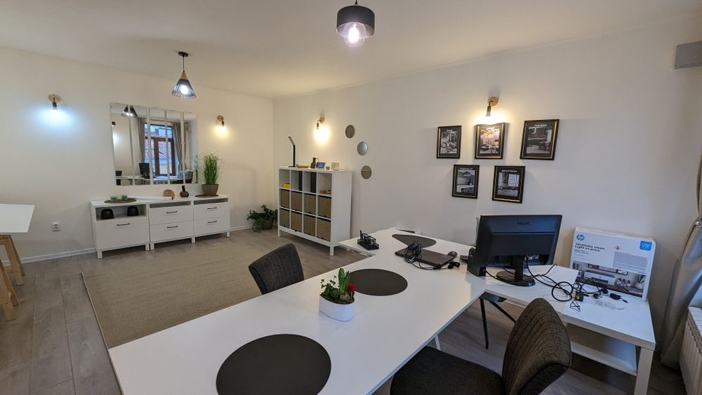 Vând apartament central