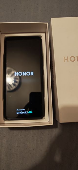 Vand Honor 90 impecabil