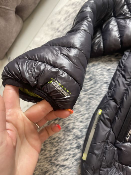 Дамско яке.