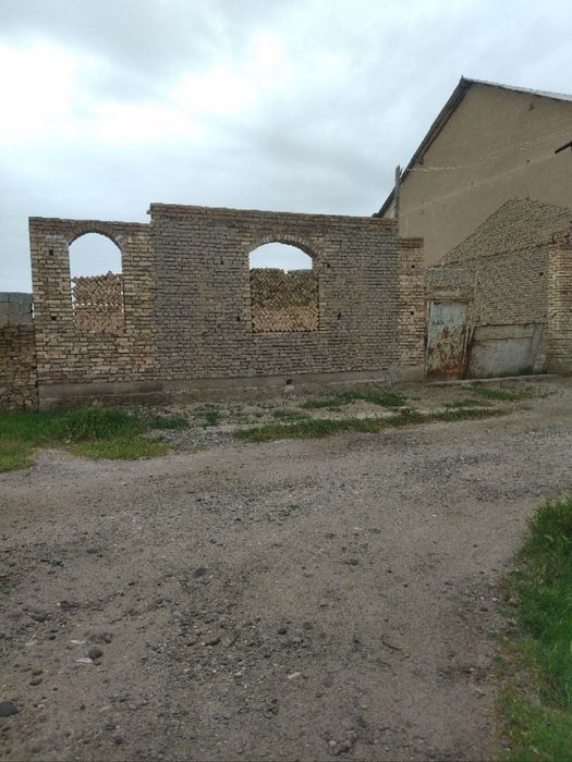 Eski shaxarga yaqin bulgan tinch joydan
