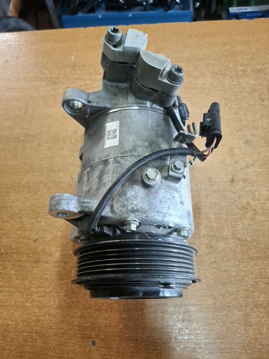 Compresor aer condiționat Bmw  Seria 2 F45 1.5 Benzina  2015>