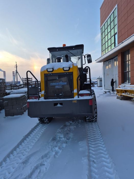 Сдается в аренду погрузчик 2х кубовый