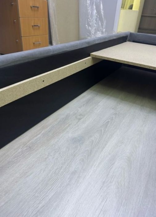 Кровать темно серая 180х200см