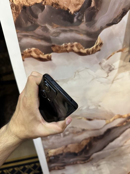 Продам телефон Redmi Note 12 Pro Plus 5G