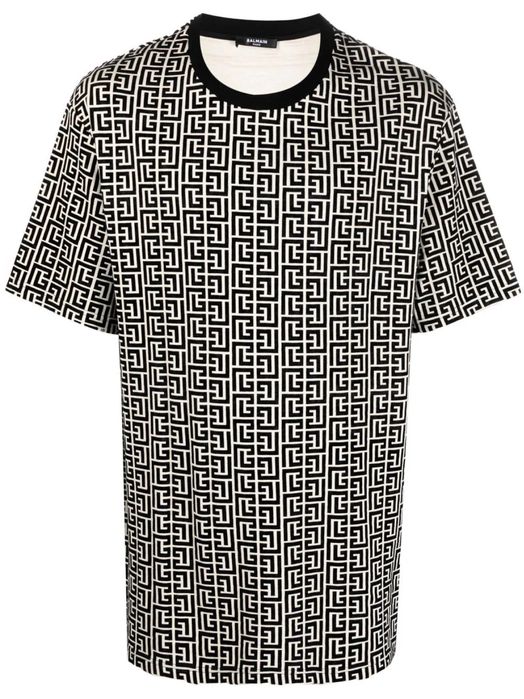 Balmain monogram тениска ОРИГИНАЛНА!!