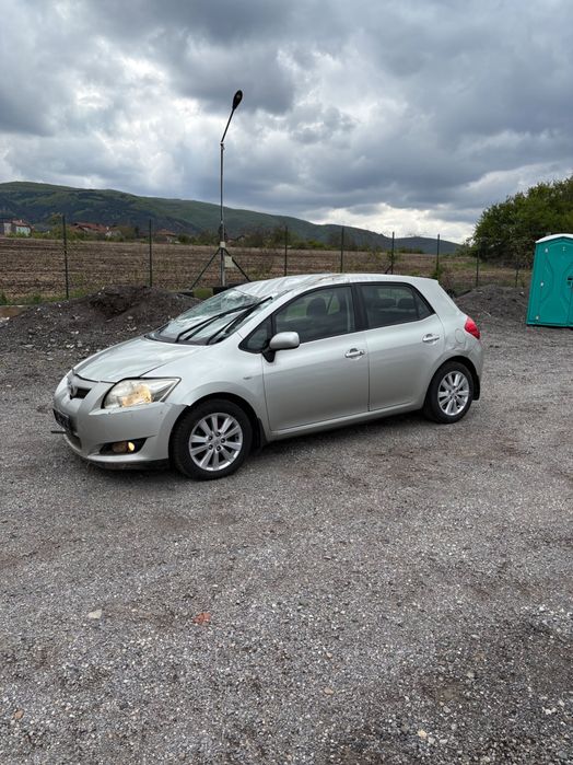 Toyota Auris 2.0 d4d 2008г