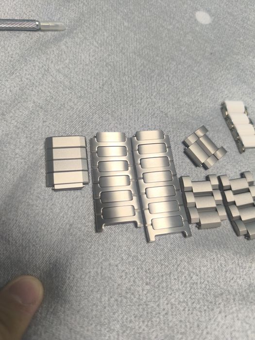 Vând zale curea ceas Huawei gt titan și ceramica