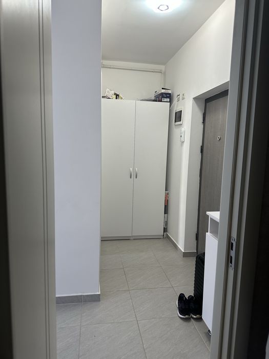 Dulap haine ca si nou