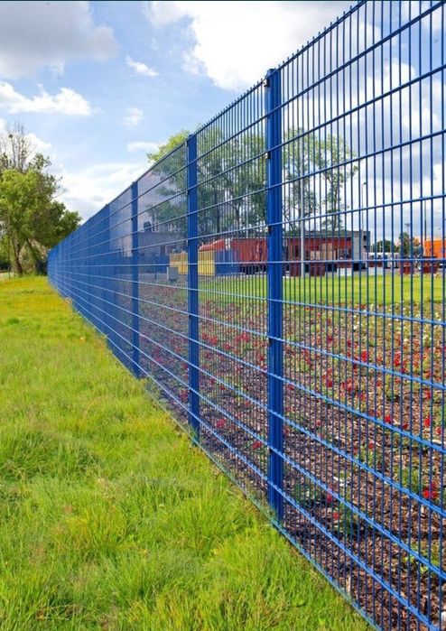 Executam garduri si porti ori ce model