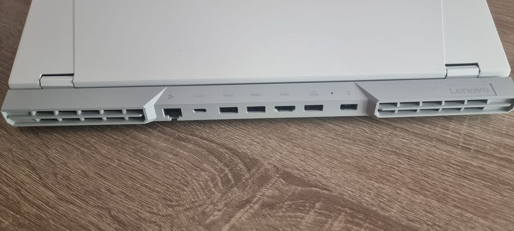 Геймърски Lenovo legion 5 pro 16"