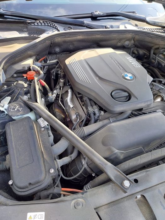 BMW 518d Touring F11 2.0 Diesel 150 CP Automat | 2015 | 216.000 km