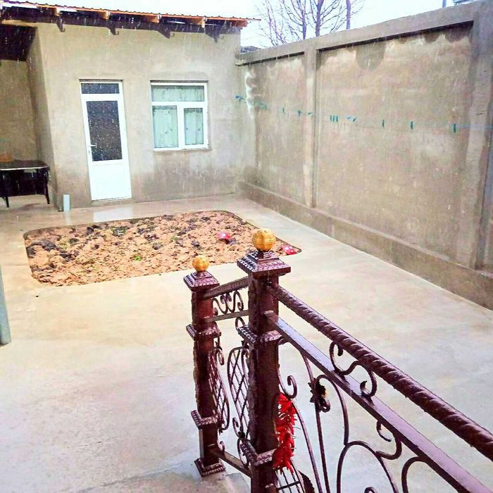 Ховли Уй сотилади 6 хона 4 сотилади Тайер Уй  Чинабад  Кибрай рн