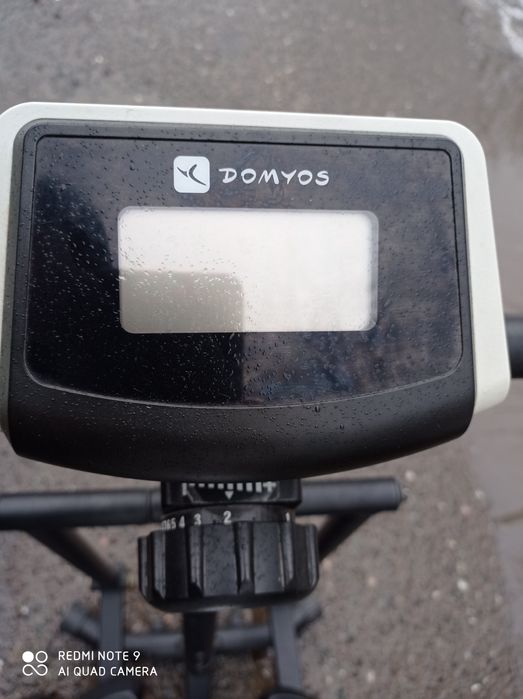 Oferta bicicleta eliptica fitness magnetica Domyos 330 lei