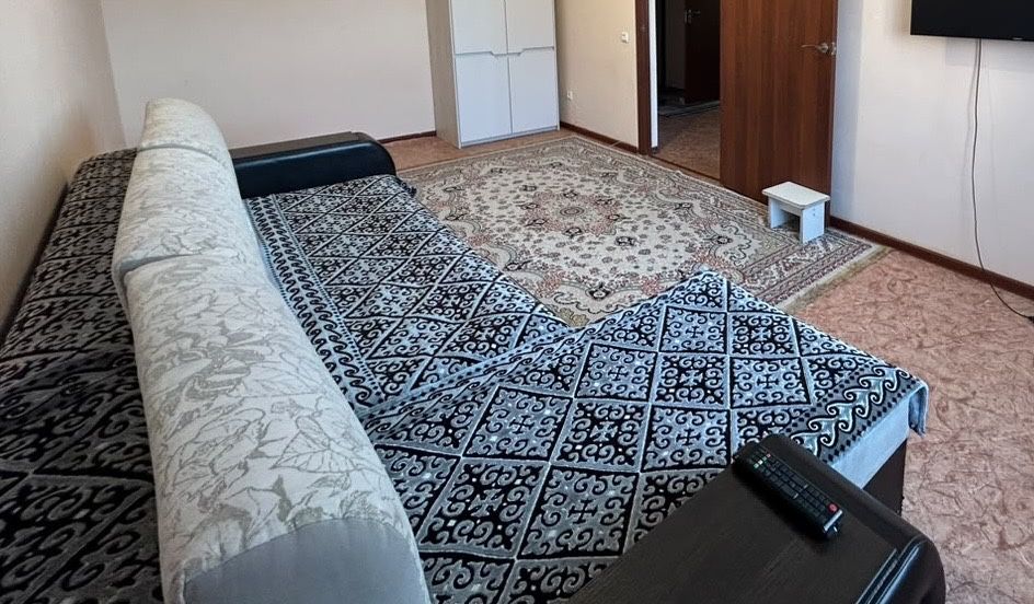 Продам диван в хорошем состояний