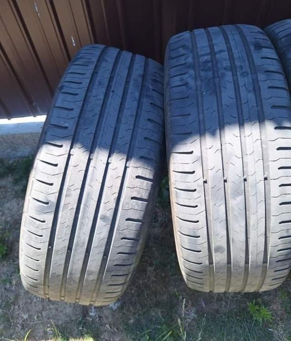 Vând 4 anvelope de vară 300 lei toate 4