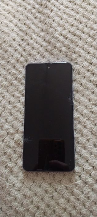 Продам  телефон бу