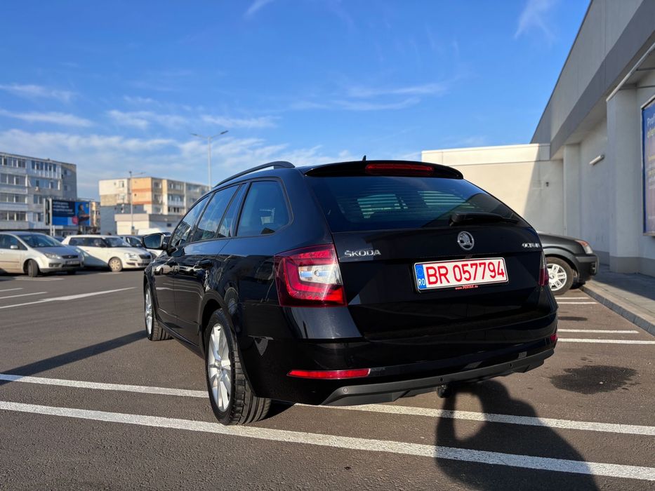 SKODA Octavia 2020 — imagine 3