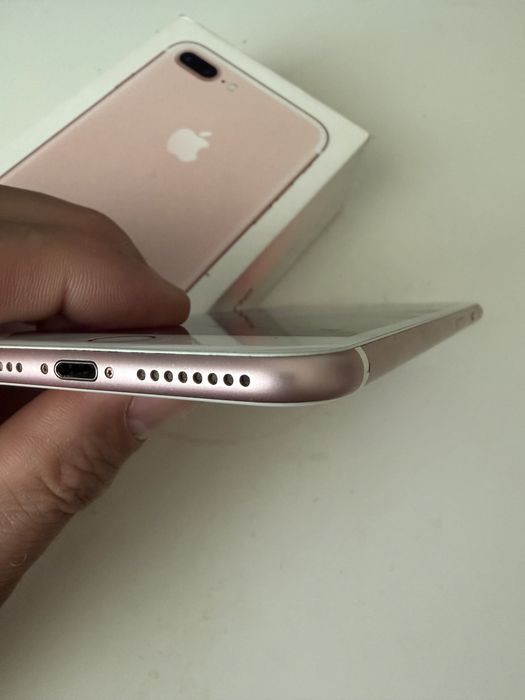 Iphone 7 plus rose gold