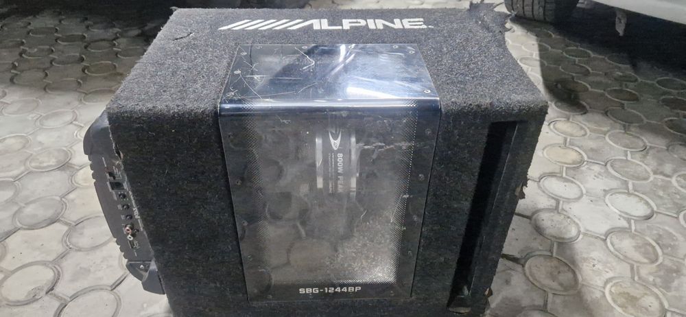 Продам Сабуфер Alpine