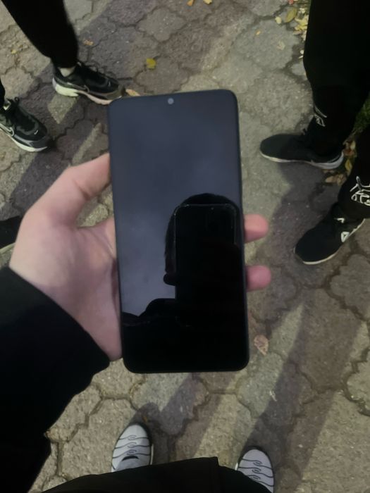 Продам редми 13с  45к торг уместен