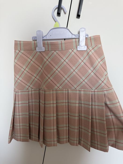 Продам костюм с юбкой