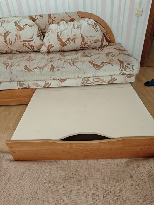 Продам диван б/у