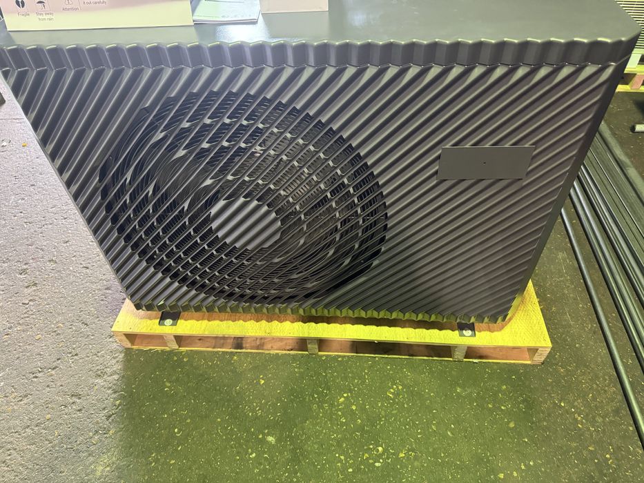 Pompa de caldura aer-apa, Romstal, incalzire apa piscina, 18.4 Kw,  220V