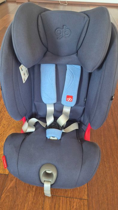 Scaun auto cu Isofix GB Everna-Fix , 9 - 36 Kg