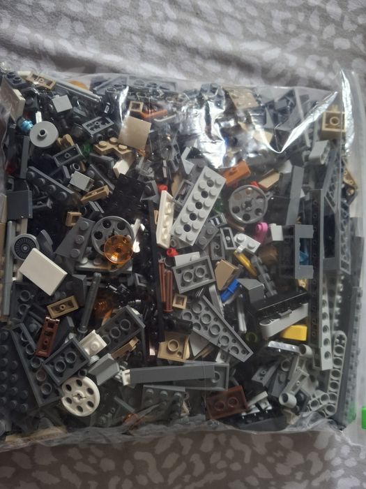 Lego Star Wars 75374 - Onyx Cynder