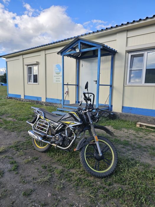 Продам мотоцикл 250 кубов