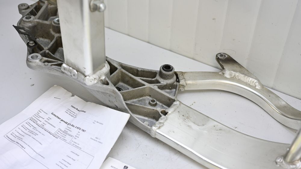 Cadru Sasiu Cu Acte Honda CBR600F F4 PC35 1999 - 2000