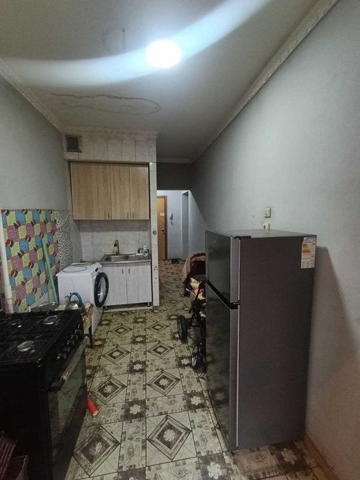 Продается квартира в Мирабадском районе Куйлюк массив-4, 3х ком 2-этаж