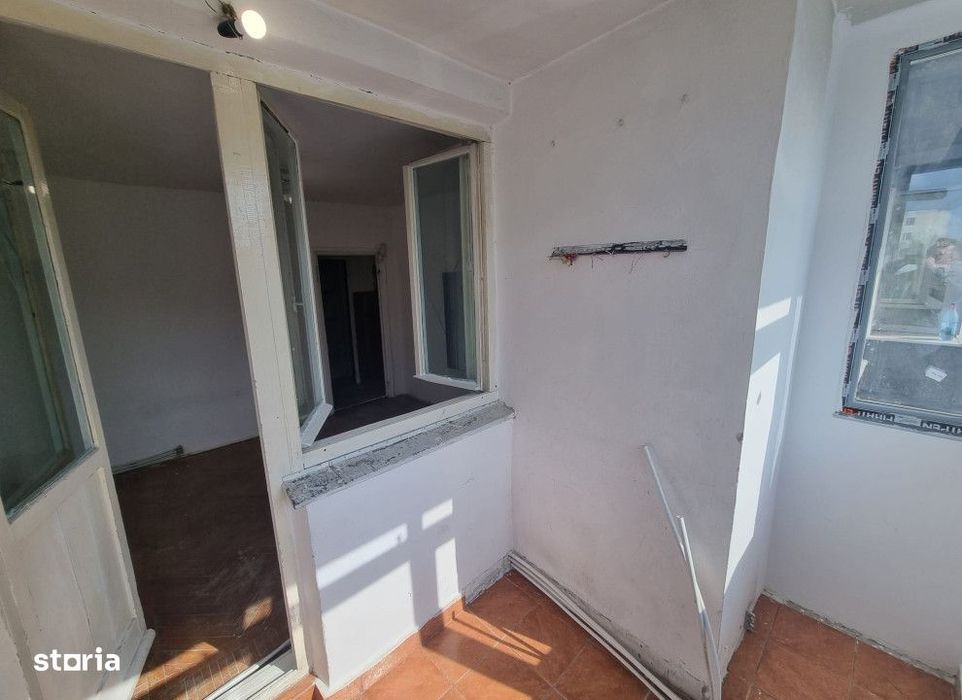 Apartament  2 camere Podu Ros , 52 metri, etaj 1 Cod:160942