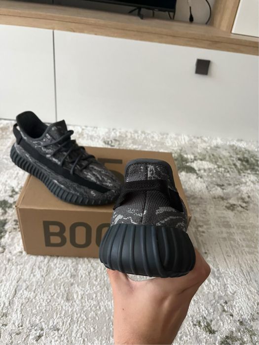 Adidas Yeezy 350V2 Dark Salt
