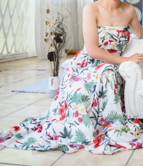 Платье на торжество, праздник