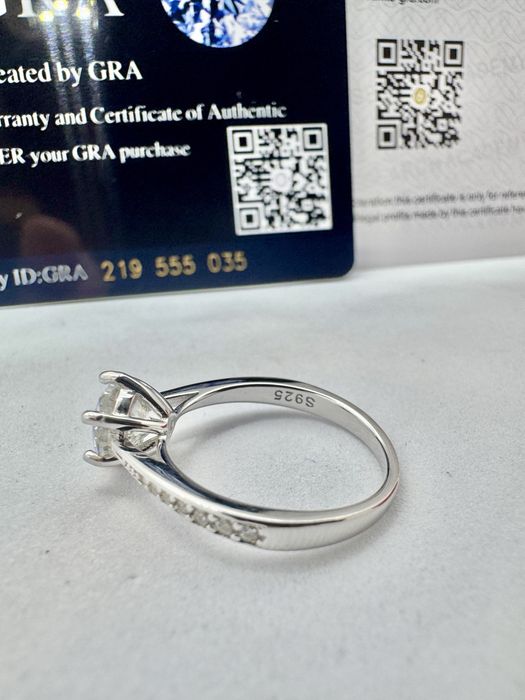 Сребърен пръстен с мойсанит (Диамант) 1 карат