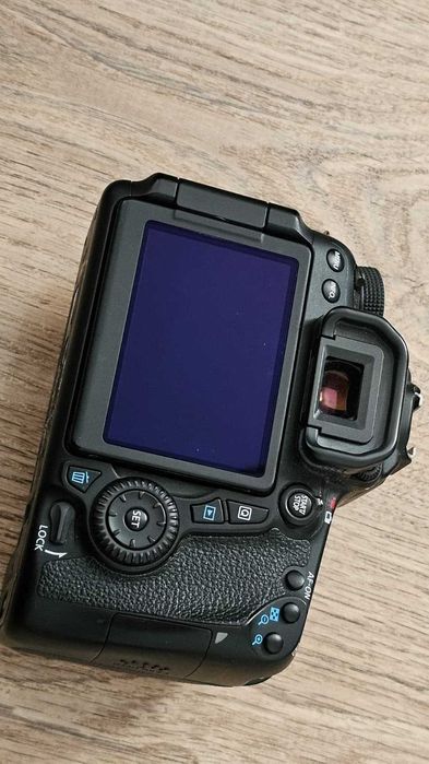 Canon EOS 70D Body – ~aproximativ 350 cadre! – Stare foarte bună – DSLR Foto/Video