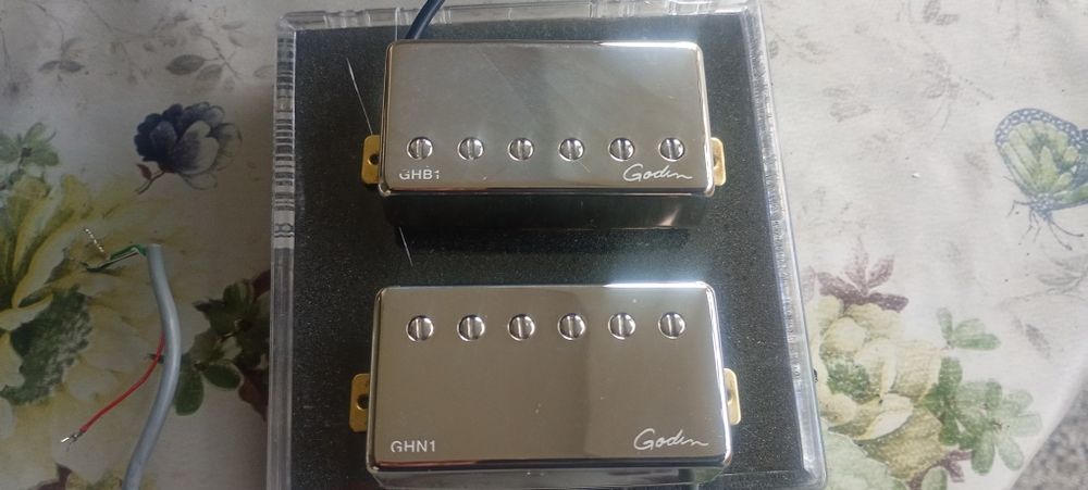 Godin Humbucker Set. Адаптери за китара.