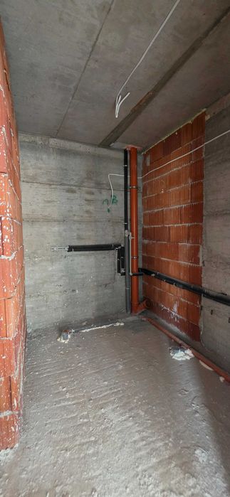 Продава се Тристаен апартамент в Пловдив, Остромила - 112 кв.м за 1250 €/кв.м - Снимка #8