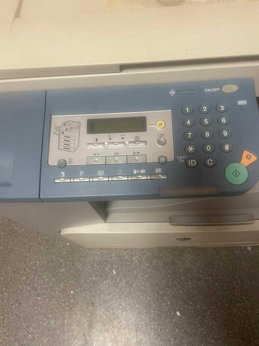 Продается принтер Canon IR 2016j