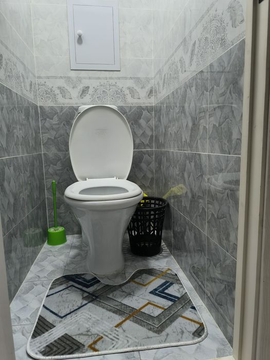 Yakkasaroy tumani Boshliq Mahallasida uy ijaraga beriladi 1*2/5/5