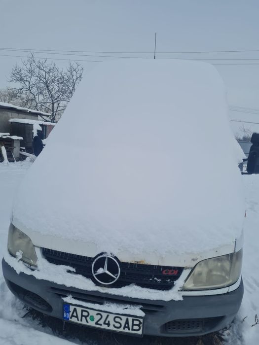 Microbuz Mercedes Sprinter
