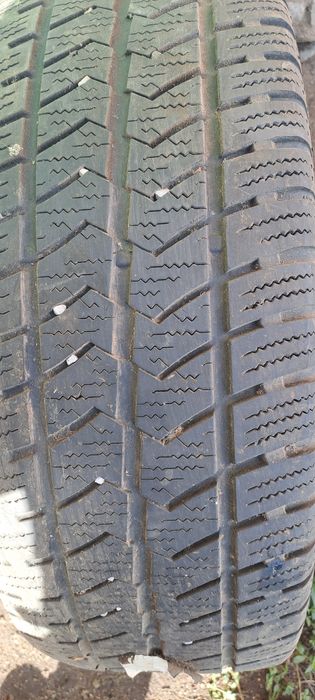 Зимни гуми за микробус  235/65/16С