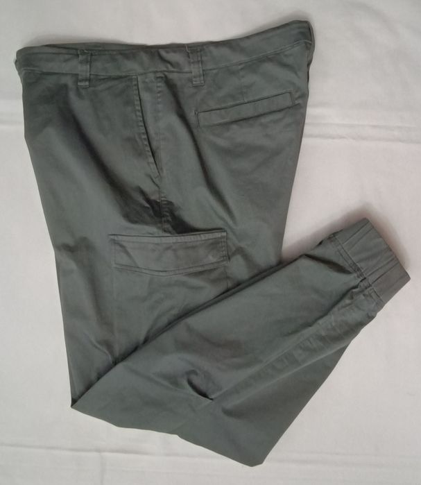 Armani Exchange Pants оригинален панталон 33, M Армани долно