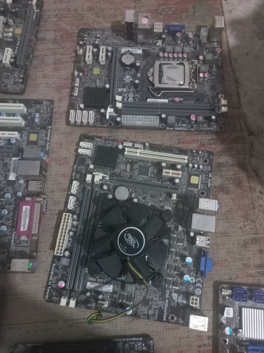 DDR 3 H 61 +  2 gb operativka platala sotiladi